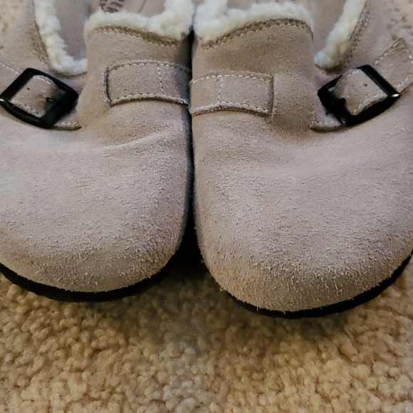 Beaver creek slip on clogs size 7 - Picture 5 of 5